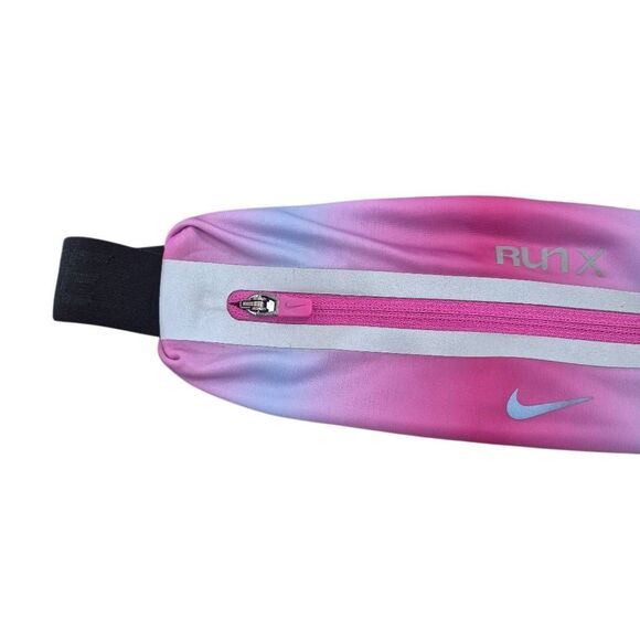 Nike Waistpack Running Slim Belt in Active Fuschia NEW NWT - Picture 4 of 7